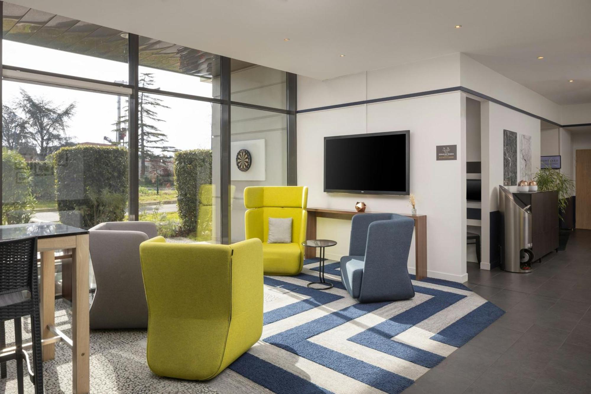Courtyard By Marriott Toulouse Airport Hotell Eksteriør bilde